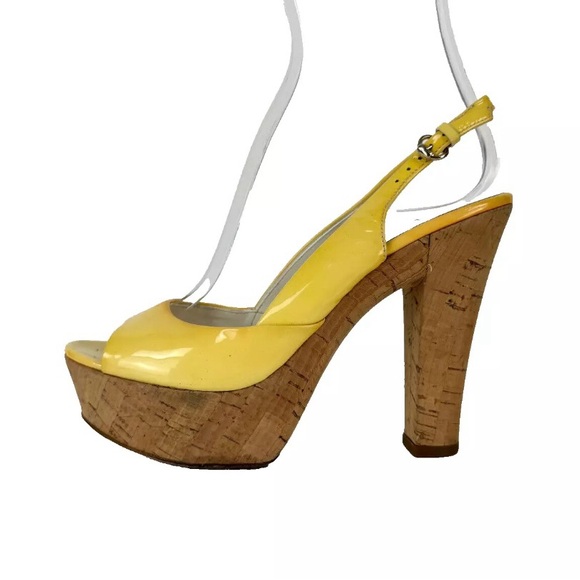 Gucci Auth 4.5 US 34.5 EU Yellow Patent Leather Peeptoe Cork Heels Shoes Runway - Picture 3 of 13
